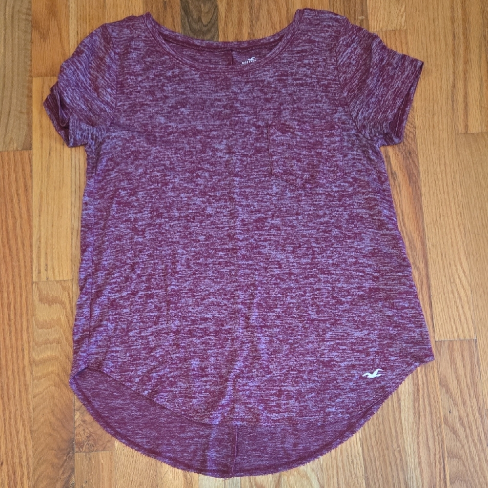 Hollister Women's Maroon Short Sleeve Tee